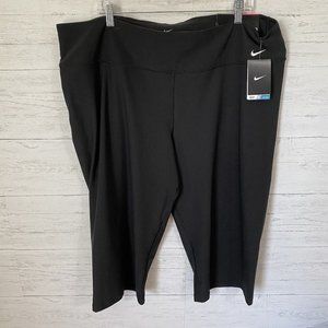 Nike Dri Fit Regular Fit Cropped Black Pants Women’s 2X  436809 NEW